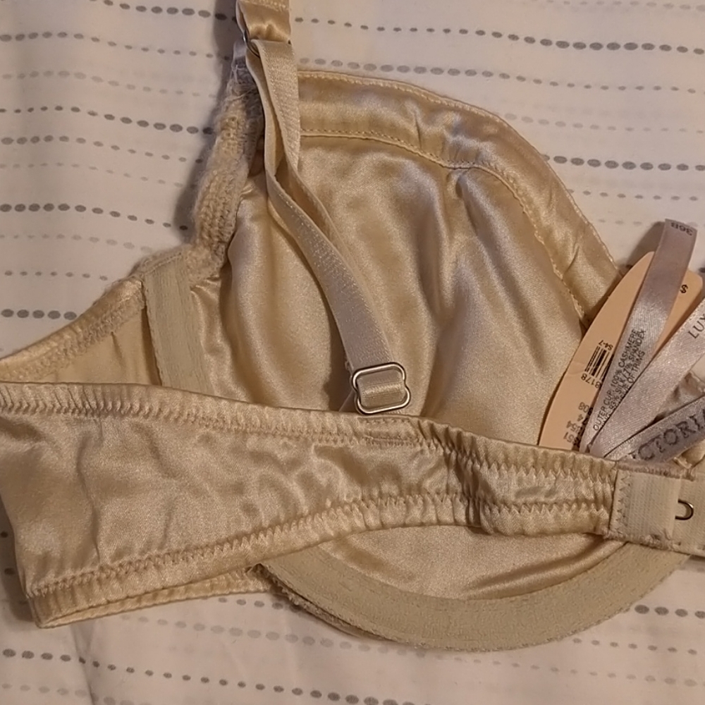 Cashmere bra - Picture 4 of 7